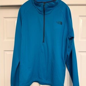 Men’s North Face XL Blue Half Zip Pullover